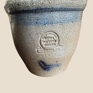 Rowe Pottery Works Crock 1991 Gray Blue Salt Glaze Stoneware Bird Small 3.5in